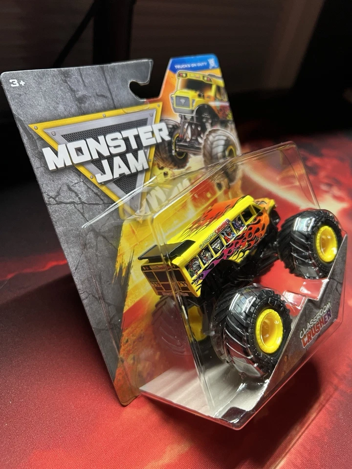 Дробилка классная Monster Jam 2025 серия 1:64 44 дежурные грузовики - Изображение 3 из 4
