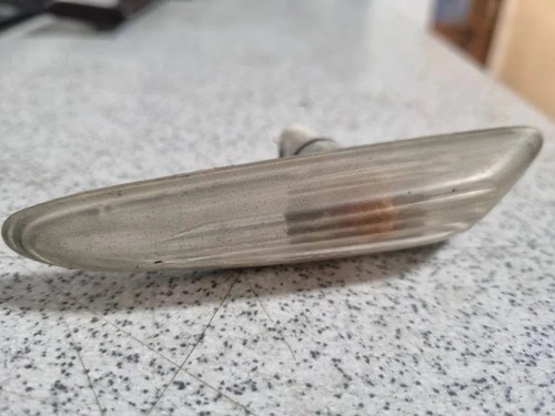 BMW 3 Touring E46 Kotflügelblinker vorne links 8382104 3.00 Diesel 33967534