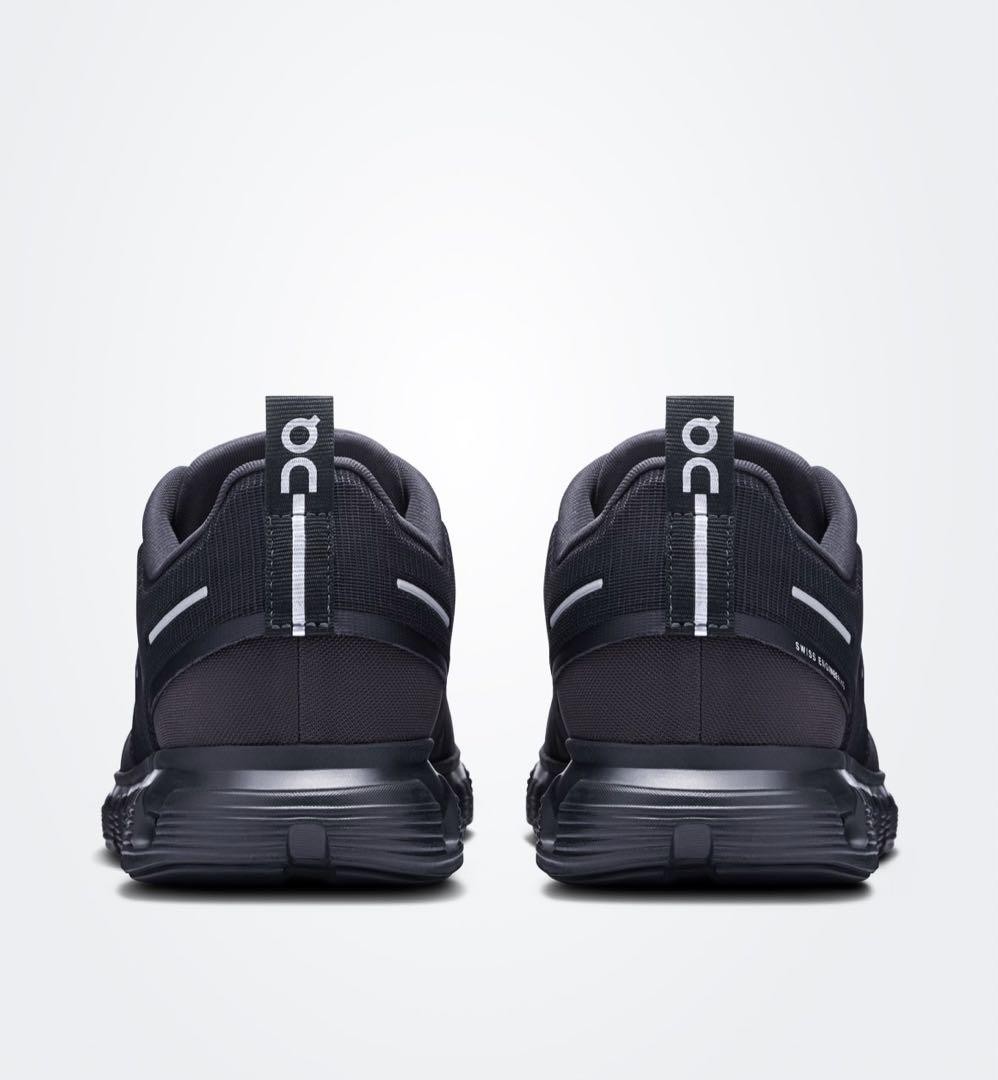 Men's On Cloud 6 Waterproof Sneakers - Stylish, Rainproof Comfort image 5