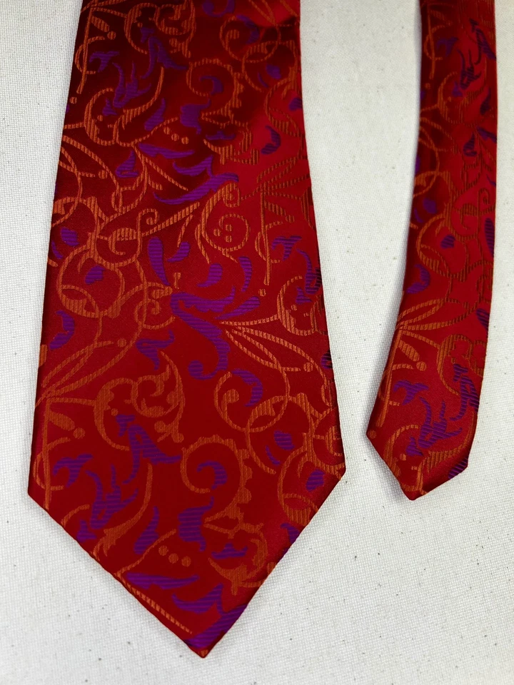 Corbata de Seda Colección Steve Harvey, Roja con Diseño Morado y Naranja, XL Foto 4 de 4