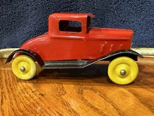 1930’s Wyandotte Ford Coupe All Metal Products Company Pressed Steel Red Car 32