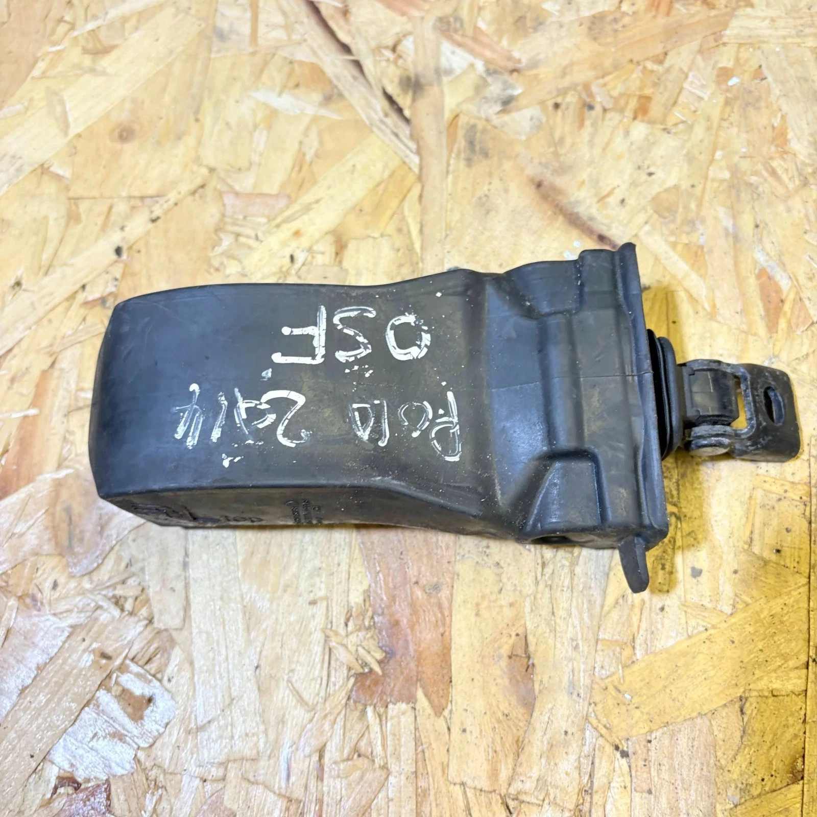 Actual Volkswagen Polo 2014 front right door check strap