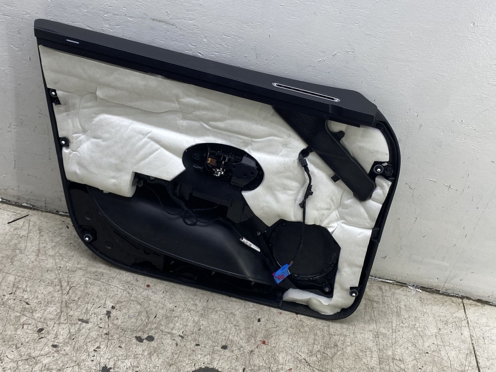 2013-2019 BENTLEY FLYING SPUR FRONT RIGHT INNER DOOR TRIM PANEL BLACK LEATHER