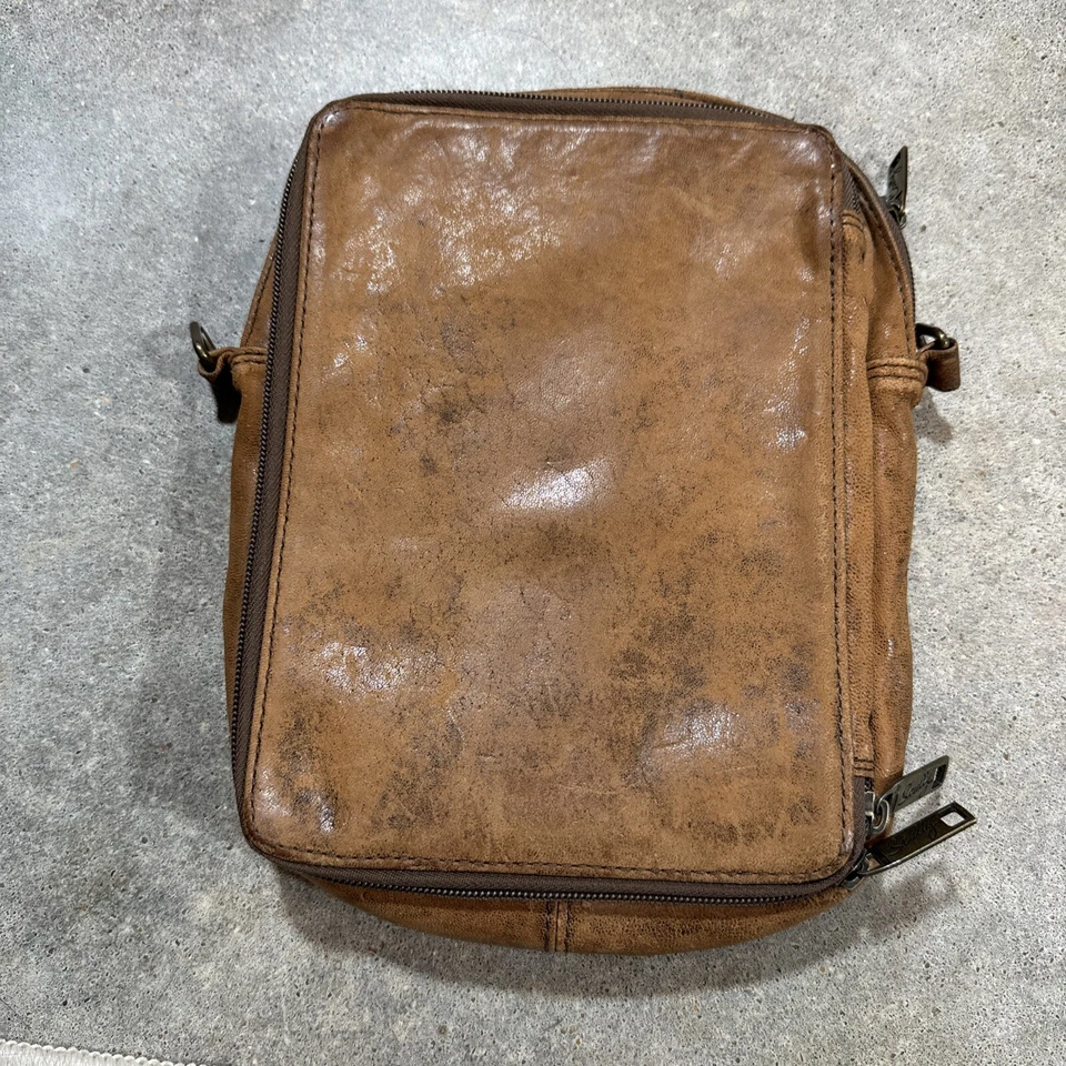 Sacola Scully Western Masculina Aerosquadron Aba Frontal Nogueira *Falha, Sem Alça - Imagem 4 de 4