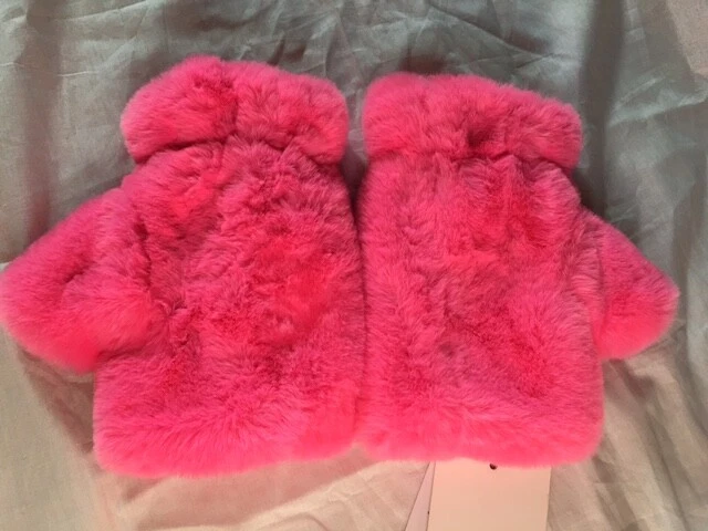 Women's NWT Apparis Ariel Faux-Fur one Pair Fingerless Gloves One Size