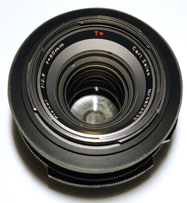 HASSELBLAD Carl Zeiss PLANAR T* f/2.8 80mm ▪️F▪️ LENS { 200