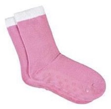 Women's NWT Double Layer Cabin Socks Slippers w/ Gripper Dots on Soles