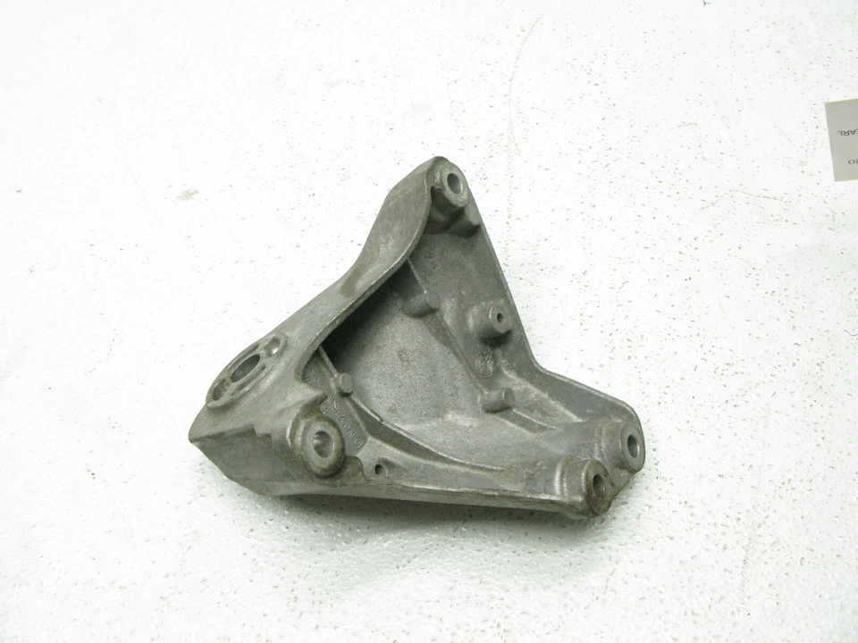 02-09 AUDI B7 A4 S4 CONVERTIBLE LEFT TRANSMISSION MOUNT BRACKET SUPPORT 101921B - Image 3 of 4