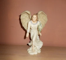 Angel Figurine from Roman, Inc. "Glad Tiding"