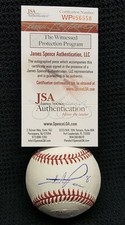 HUNTER PENCE Autographed San Francisco Giants ML Baseball. WITNESSED JSA