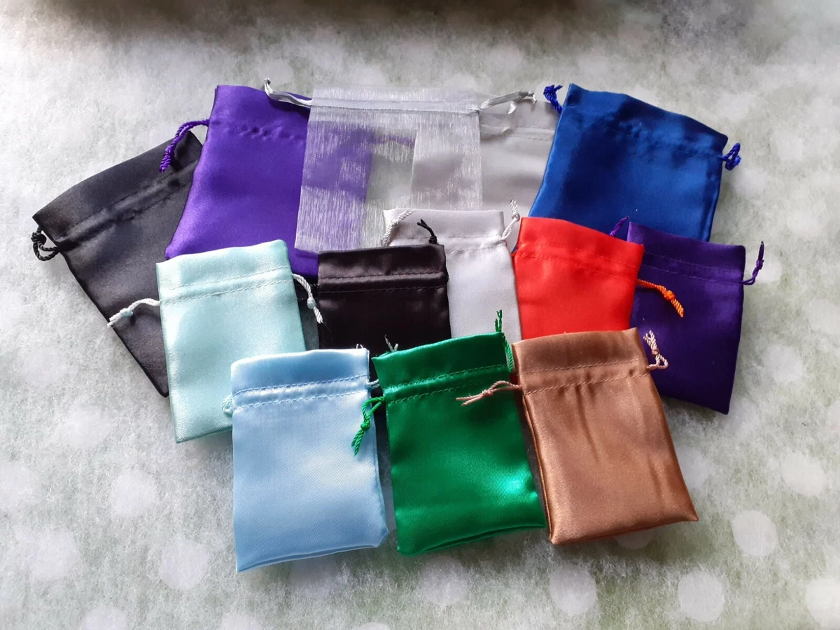 Silk pouches shop