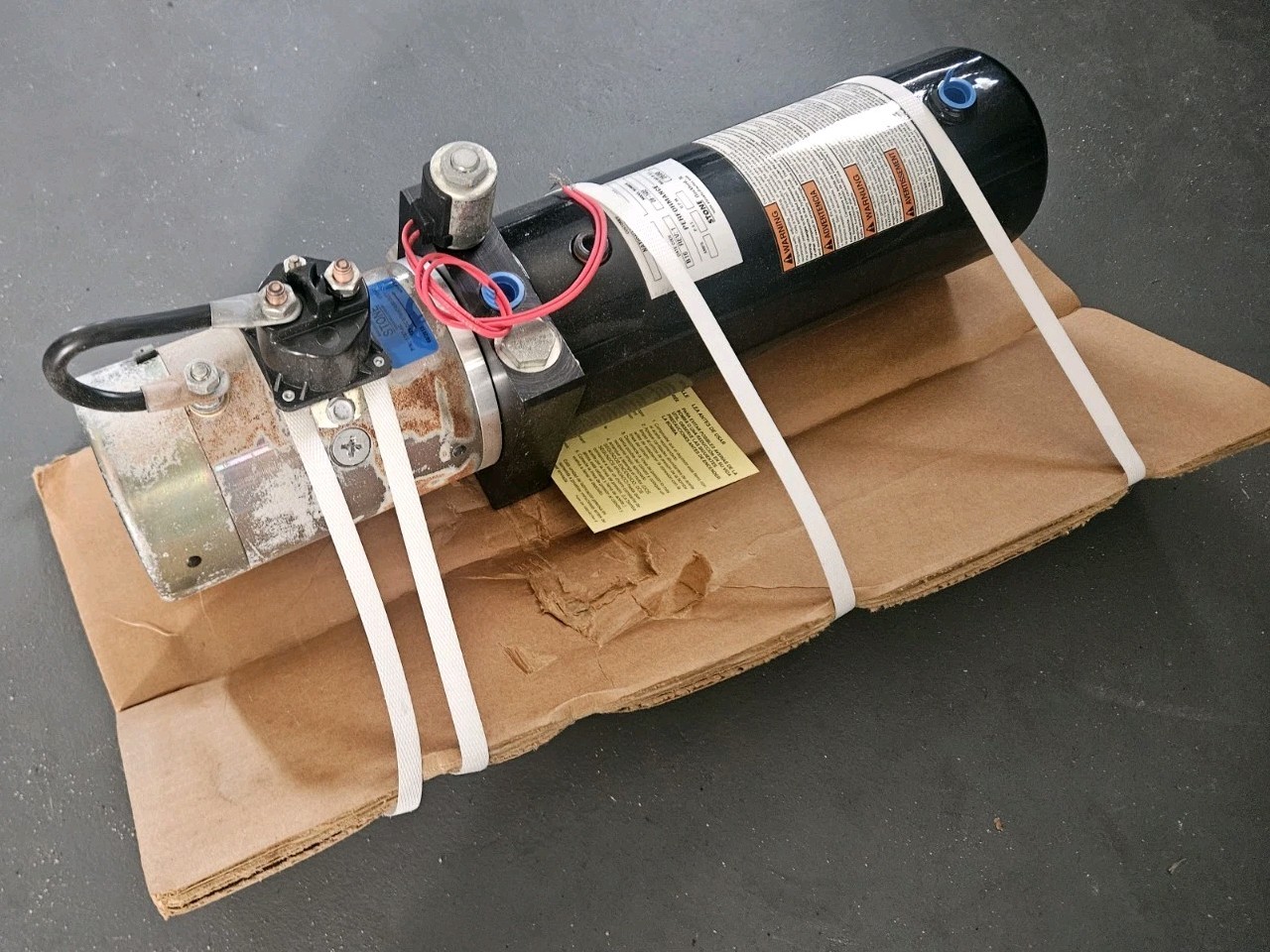 DB-1432 STONE HYDRAULICS liftgate MOTOR with tank - NEW - OEM - FAST SHIPPING