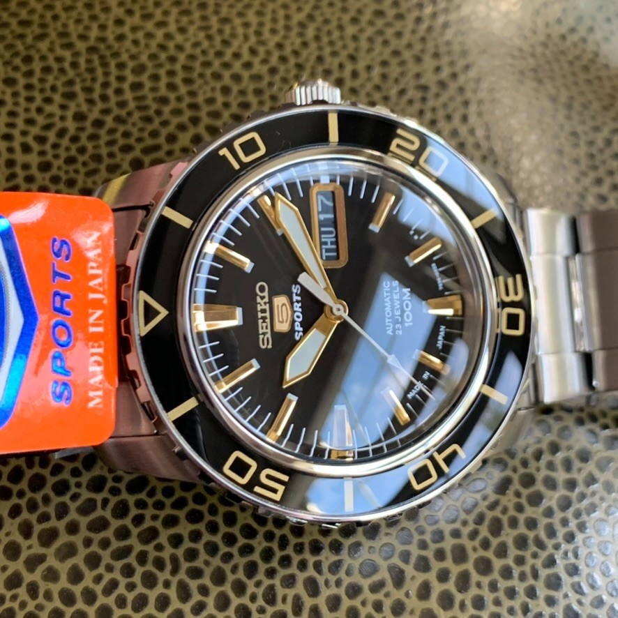 Seiko SNZH57J1 Sports 5 Automatic 42mm Stainless Steel Wristwatch
