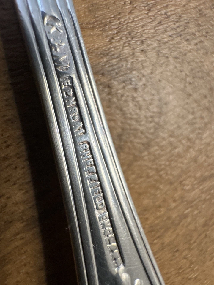 De colección R&M EPNS A1 Sheffield Inglaterra Plateado Pastel Servidor Shell Motivo Foto 2 de 4