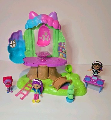 Gabby's Dollhouse Transforming Garden Treehouse Lights 2 Figures Accessories 