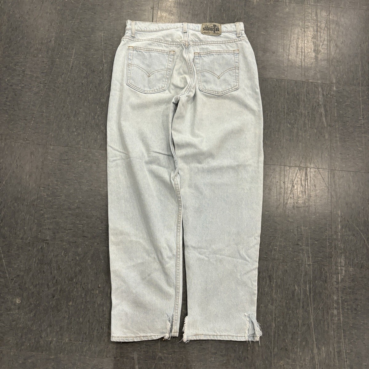 Vintage Levis Silvertab Loose Jeans Size 13/14 (Actual 32x31