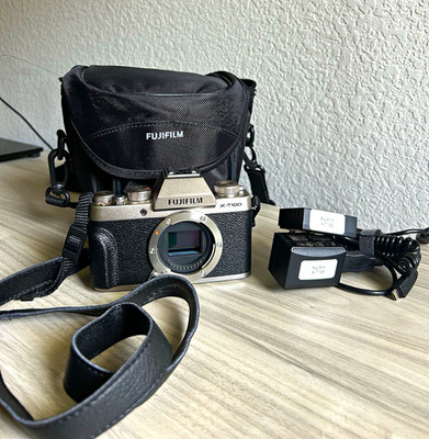 Fujifilm X-T100 Mirrorless Camera Body 24.2MP Silver/Black w Battery