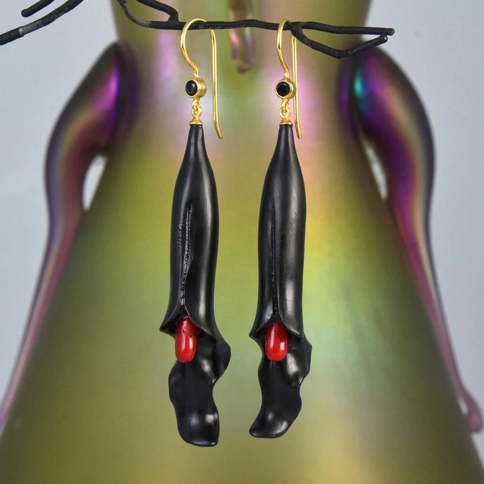 Carved Black Horn Flower Earrings Red Coral Spinel Gold Vermeil Sterling 7.65g - Image 3 of 4