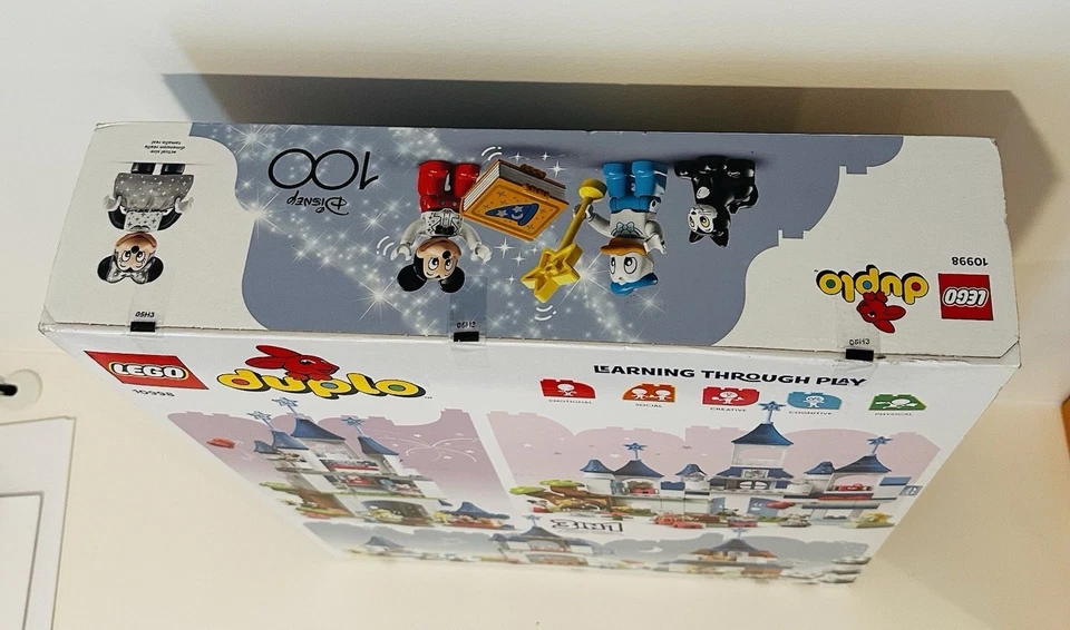 LEGO DUPLO: Disney 3in1 Magical Castle Set 10998 Sealed Disney 100 - Image 3 of 4