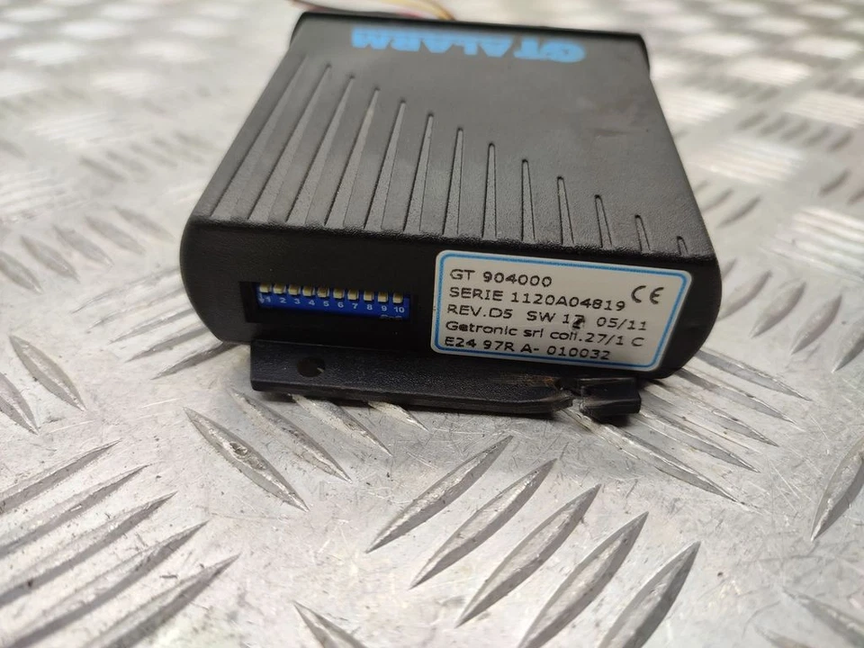 Chevrolet Aveo 2011 ECU Alarm System SAU97961 - Image 2 of 4