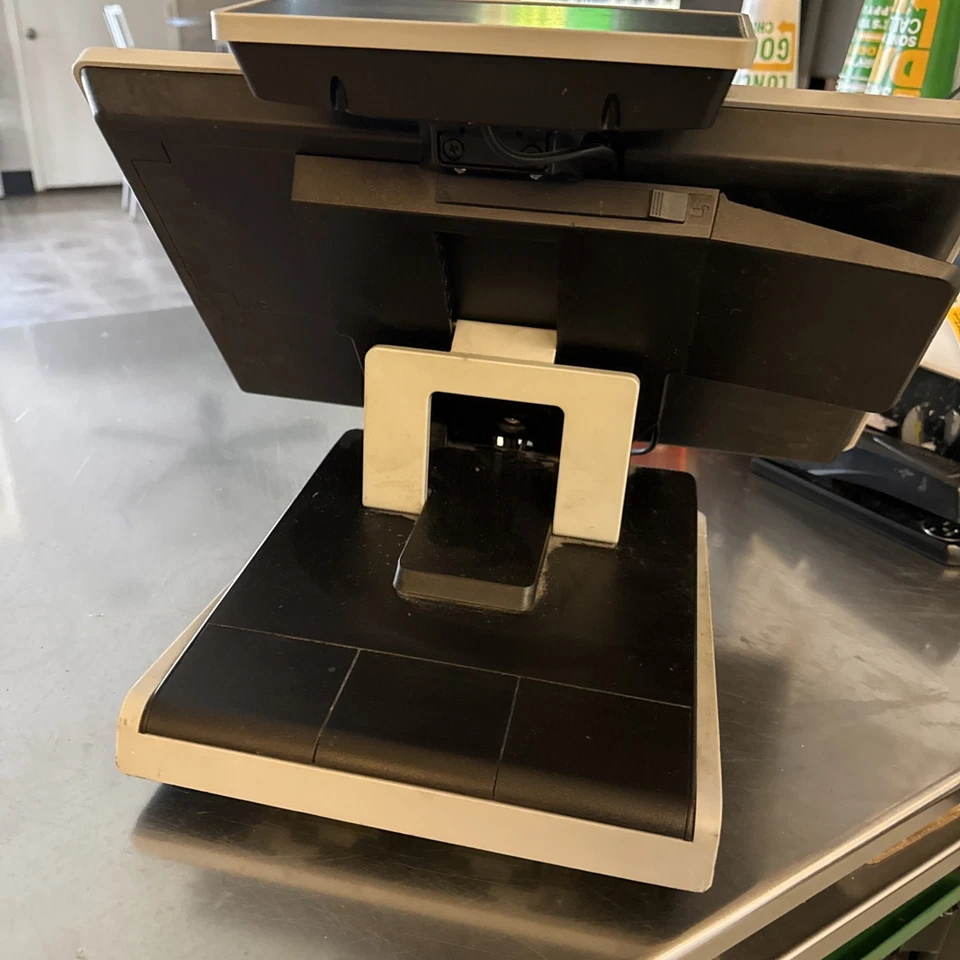 Par Everserv 8500 Series(T8520) All in One POS Touch Screen Computer Terminal - Image 4 of 4