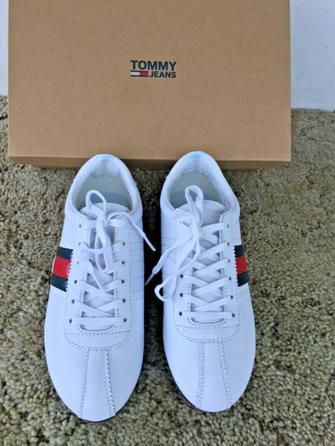 tommy hilfiger leather flag sneaker