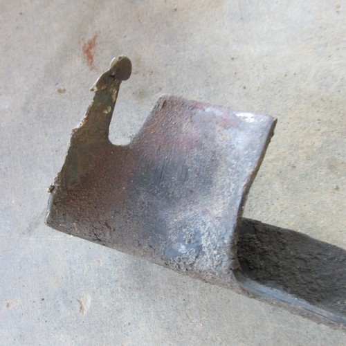 76 77 78 79 CHEVROLET CORVETTE C3 ORIGINAL GM EXHAUST PIPE HANGER BRACKET TH350 - Picture 3 of 3