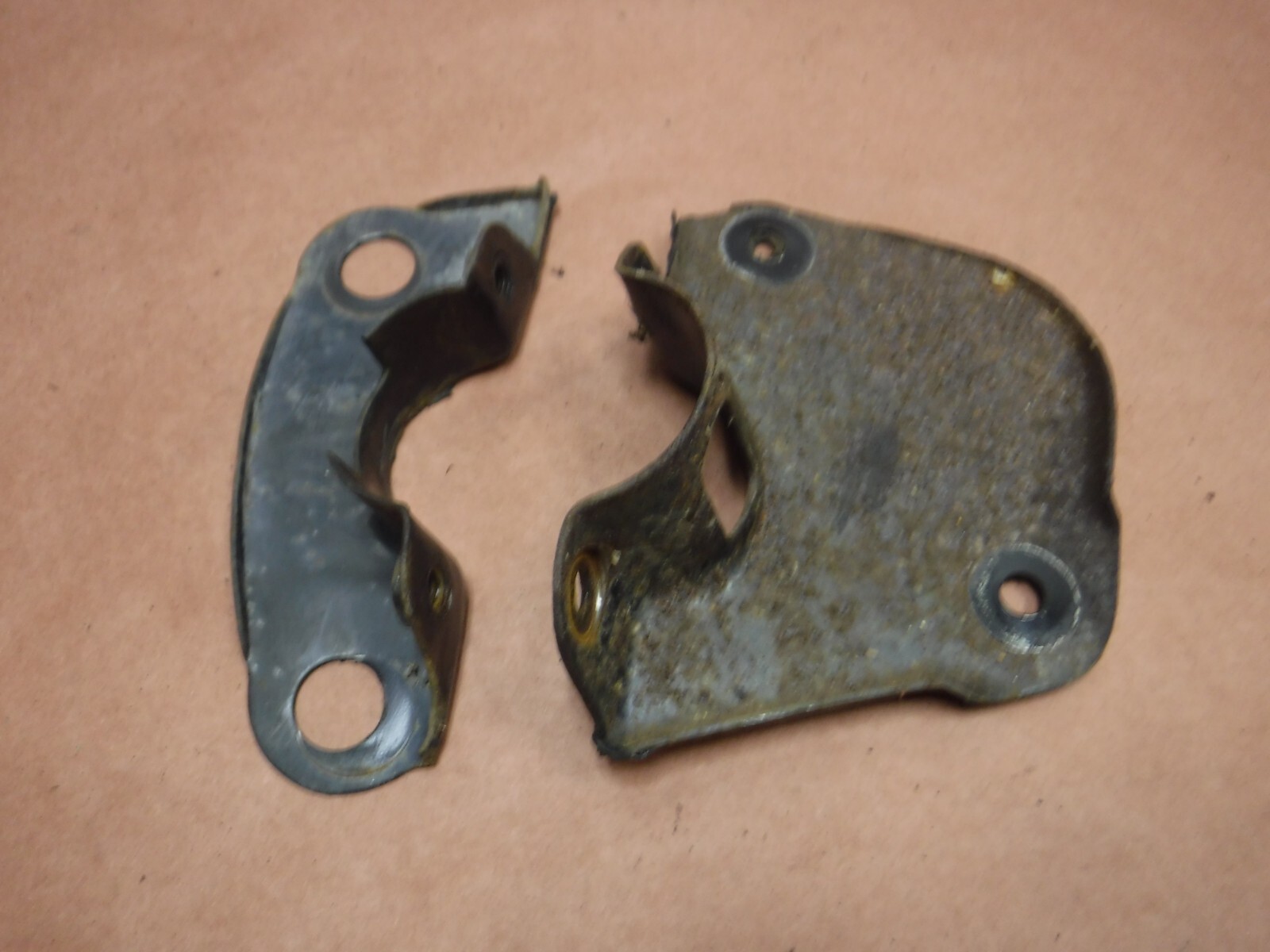 Jeep Wrangler YJ 8795 Steering Column to Firewall Mounting Bracket Cj5