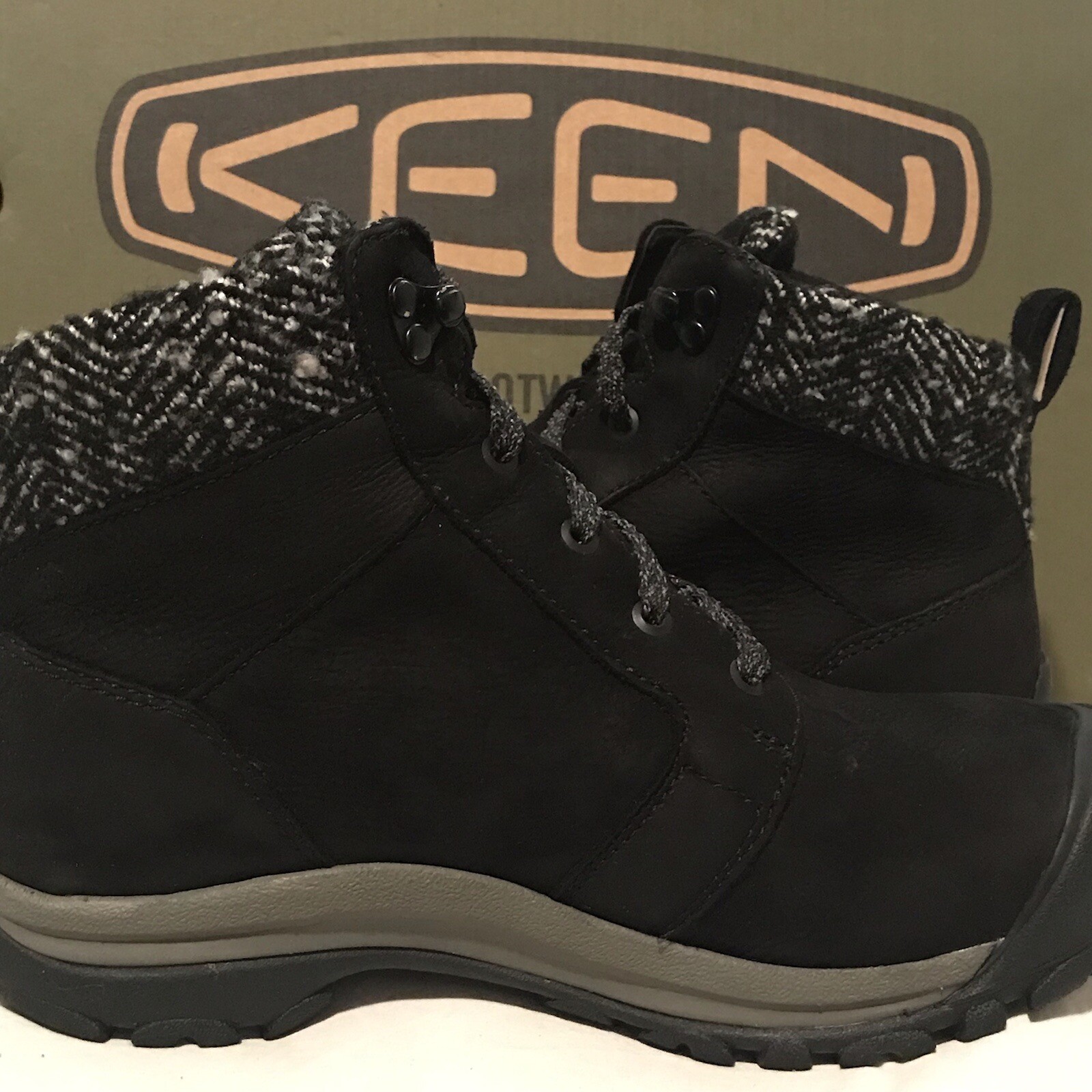 Stivali da neve invernali impermeabili NUOVI KEEN donna taglia 7 M KACI II (2) 1025452 neri