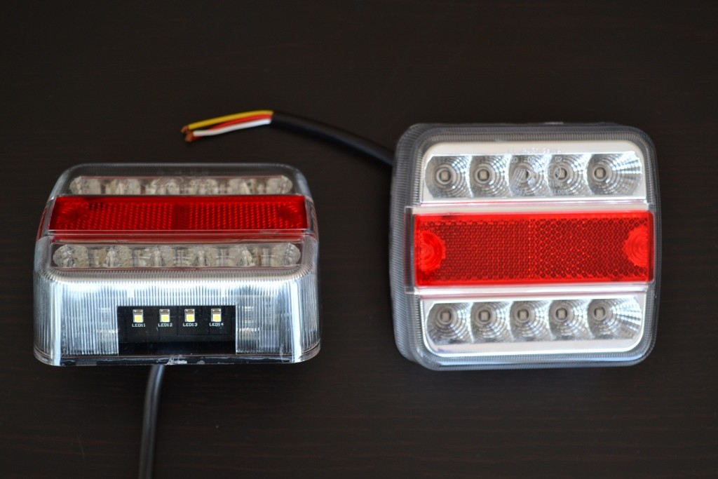 Phare Véhicule Utilitaire Feux Arrière Camion VNVIS - 12V/24V - 5 Fonctions - Pour Benne, Tracteur, Remorque - Lot De 2 Feux Stop Recul Camion