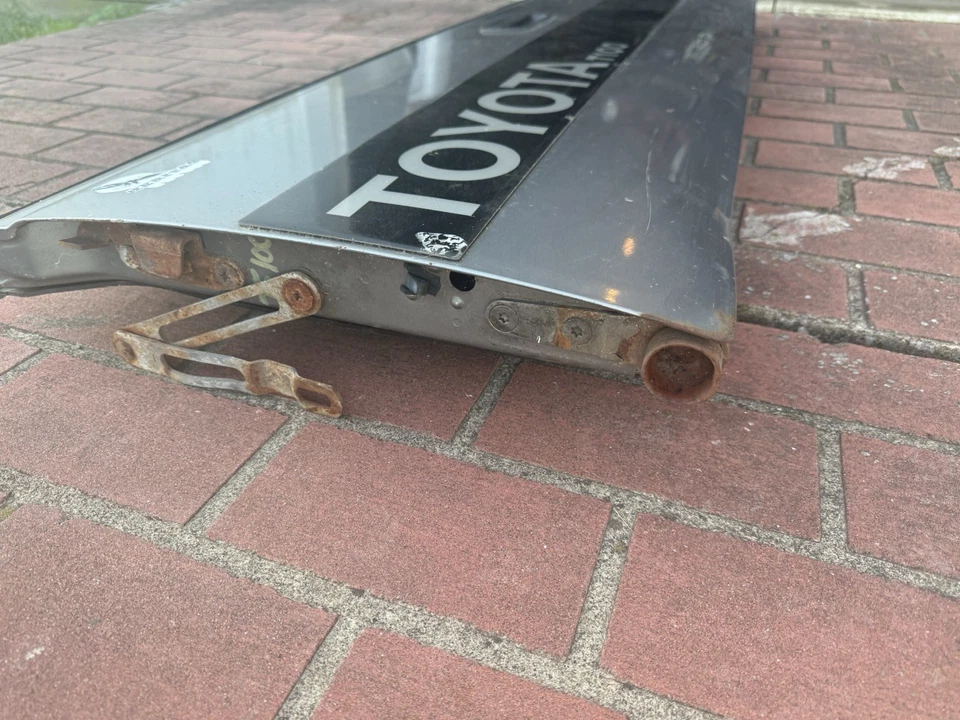 93-98 TOYOTA T100 PICKUP Trunk/decklid/hatch/tailgate 1993-1998 FG13 - Image 3 of 4