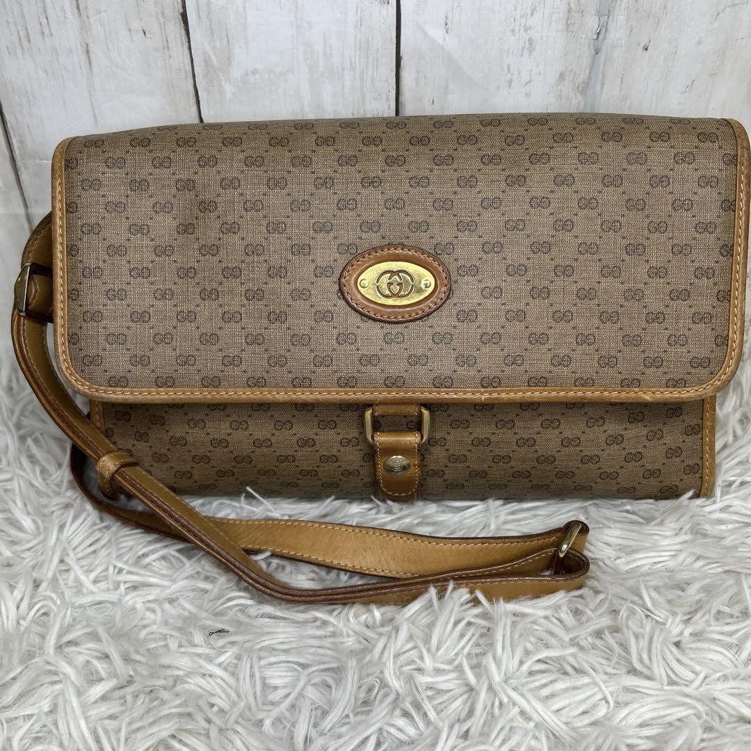 Gucci GG Supreme Leather Shoulder Bag with Interlocking Logo Preowned