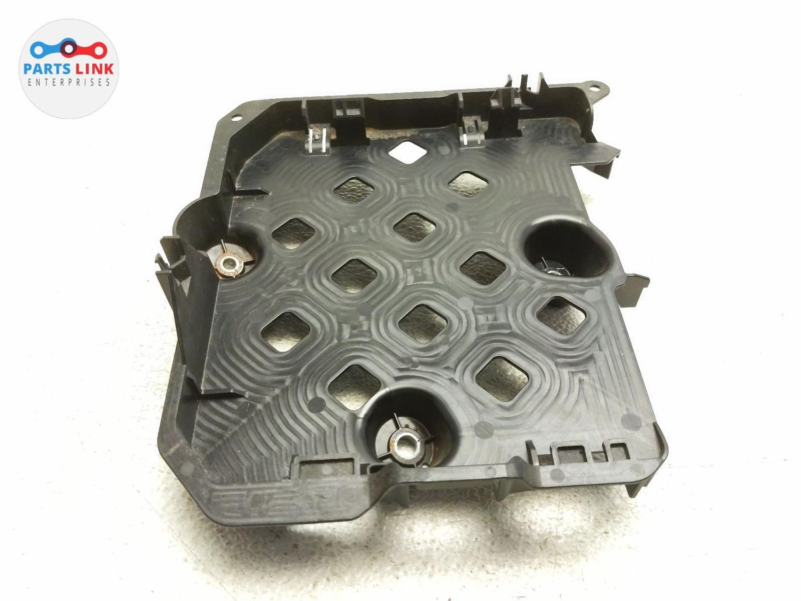 2016-20 BENTLEY BENTAYGA ECM ECU BRACKET MOUNT ENGINE CONTROL MODULE SUPPORT 4.0