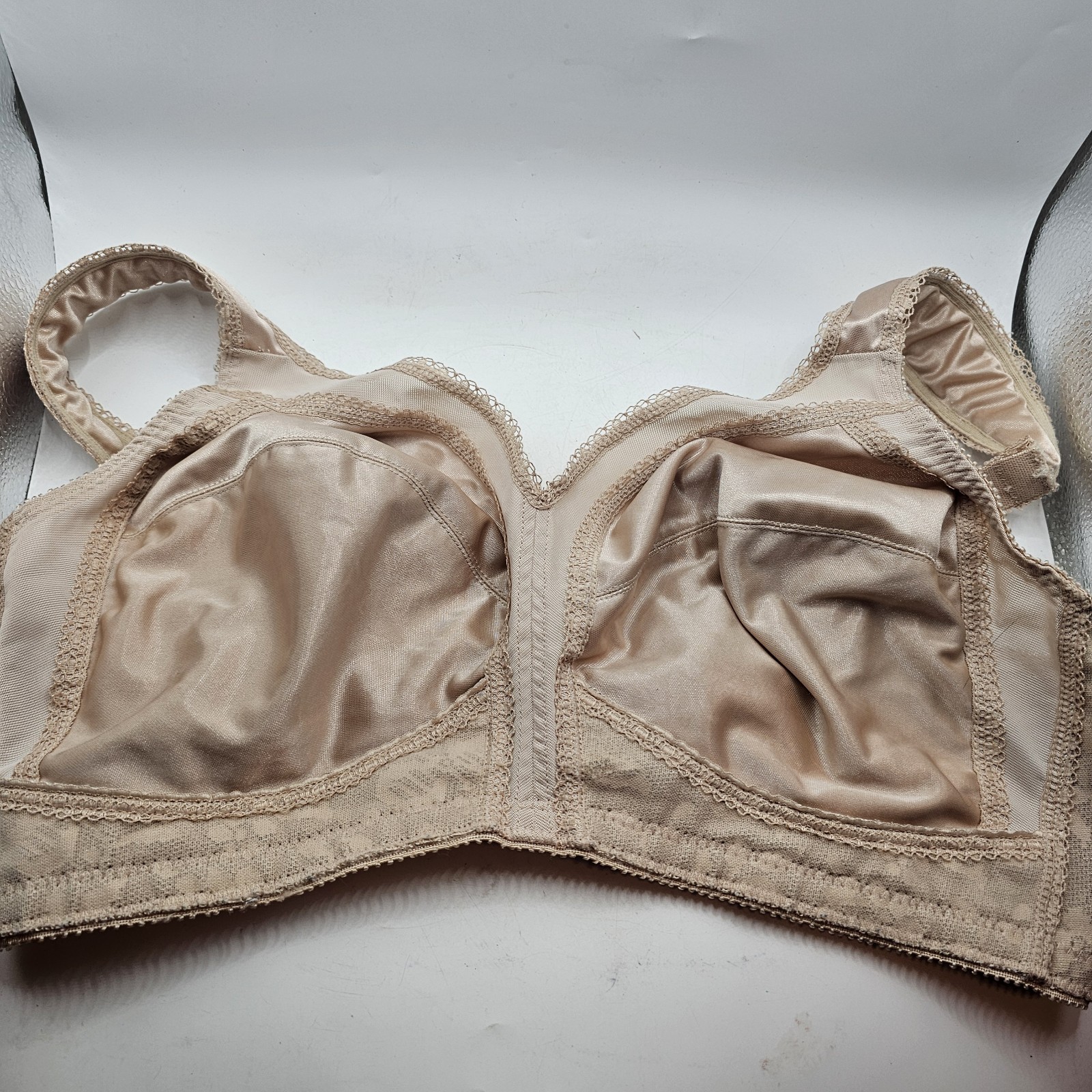 Playtex 18 Hour Bra 4693 Ultimate Shoulder Comfort Wire Free Beige Vintage 38D