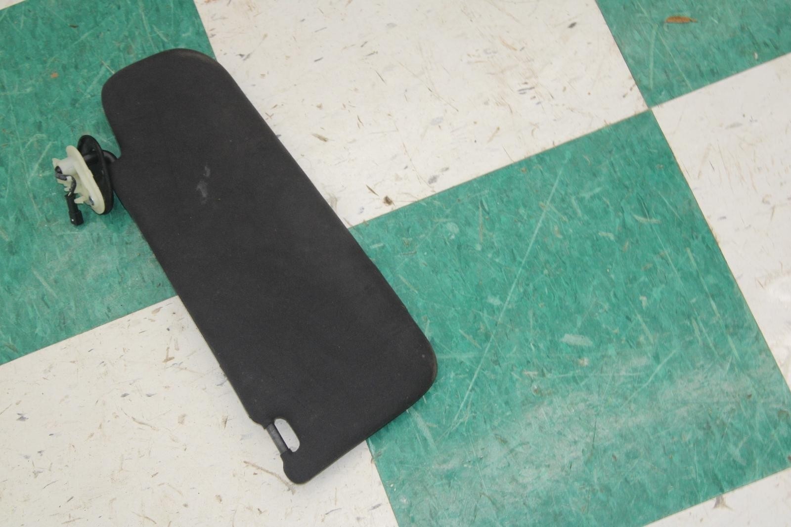 14-24 Ghibli Black Suede Interior Right RH Sunvisor Unit Factory OEM OE WTY