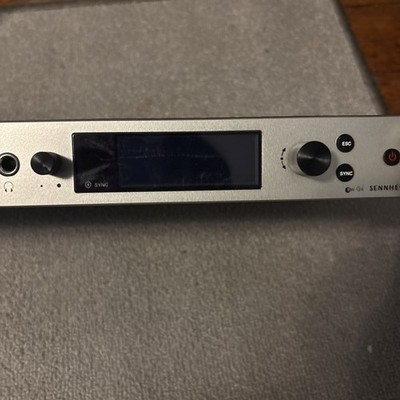 Sennheiser ew300-500 EM 100 G4 Wireless Microphone Receiver 