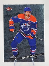 2025 Upper Deck Fleer Ultra Medallions Platinum 18/100 Connor McDavid #M-10