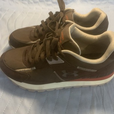 Under Armour UAW Essential Runner Size 9