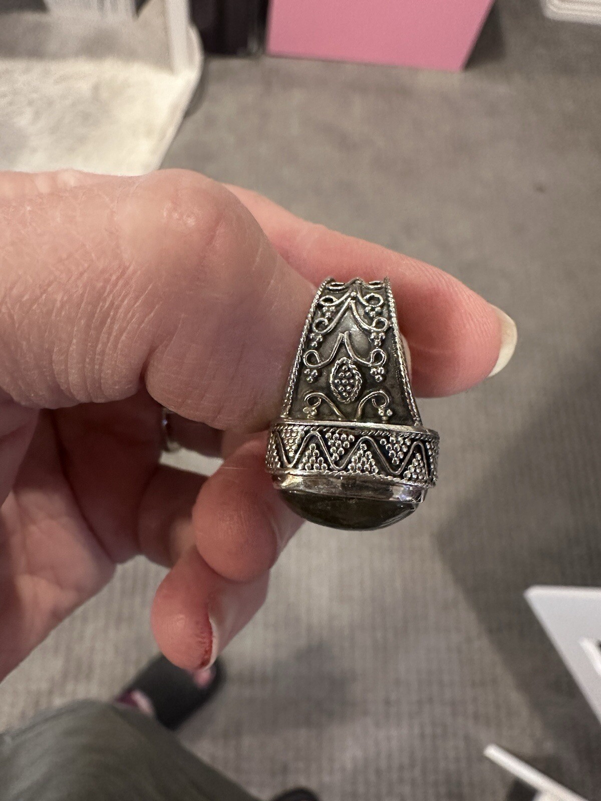 labradorite ring - image 10