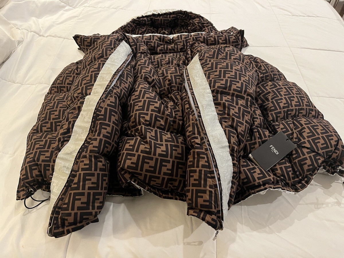 FENDI REVERSIBLE Nicki Minaj Metallic FF Logo DOWN PUFFER FENDI REVERSIBLE Nicki Minaj Metallic FF Logo DOWN PUFFER