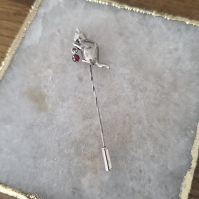 Vintage Silver 925 Playful Cat Brooch Stick Pin 4g 925 Stirling Silver. c1970's