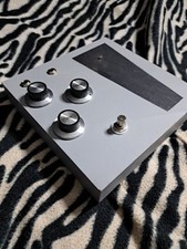 Pedal de guitarra Ring Mod fuzz