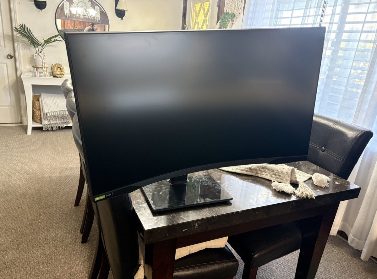 Samsung Odyssey G7 75T 32