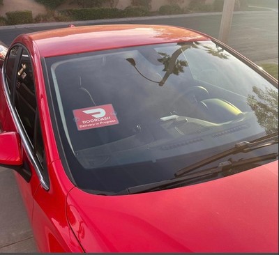 2 DOORDASH Delivery in Progress WINDSHIELD SIGN on Suction Cups ~ 15 Free Cards