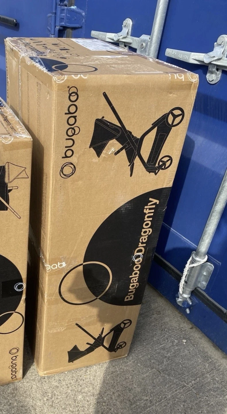 New boxed Bugaboo Dragonfly Stroller & carrycot plus raincover in black RRP £965