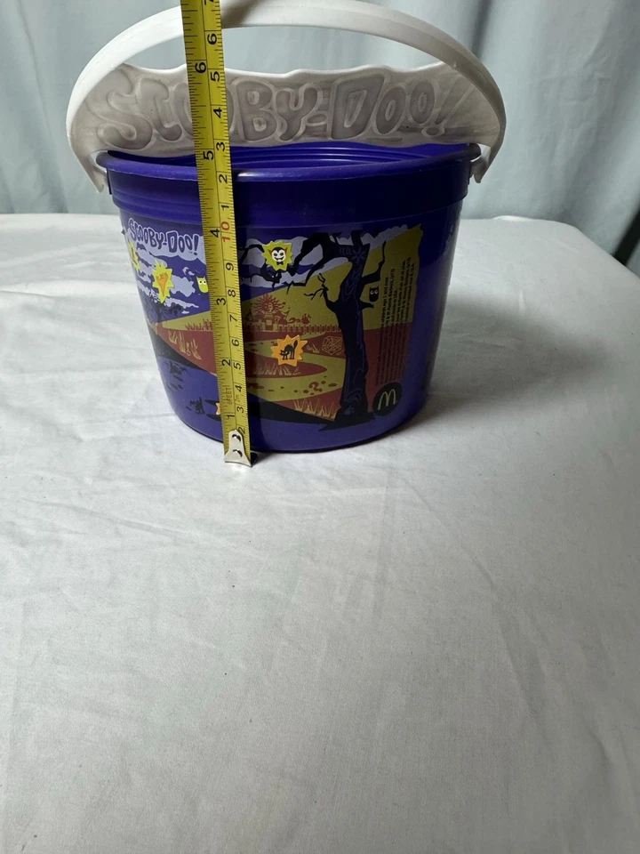 2012 年麦当劳 Happy Meal Scooby-Doo 万圣节桶紫色把戏或零食 — 第 2/4 张图片