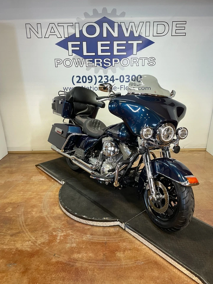 2005 Harley-Davidson Touring  - Image 2 of 4