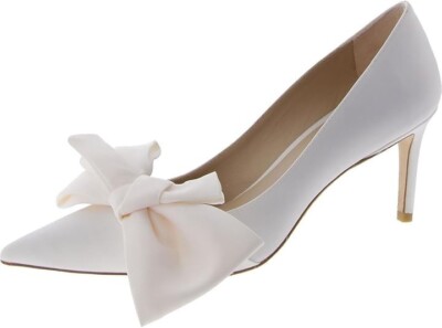 STUART WEITZMAN - STUART LOVEKNOT 75 PUMP( size: 9.5B) - New w/box