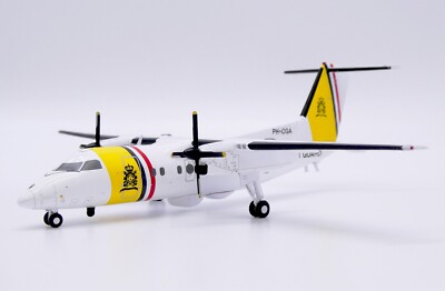 Caribbean Coast Guard DHC-8-100 Reg: PH-CGA 1:200 JC Wings Diecast LH2398 (E)
