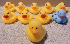 10 Assorted Rubber Ducks nice shape